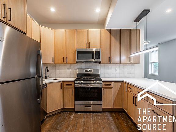 2nd image of 5607 N Hermitage Ave #2