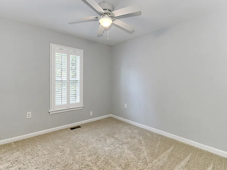 10270 Latney Rd — Photo 12