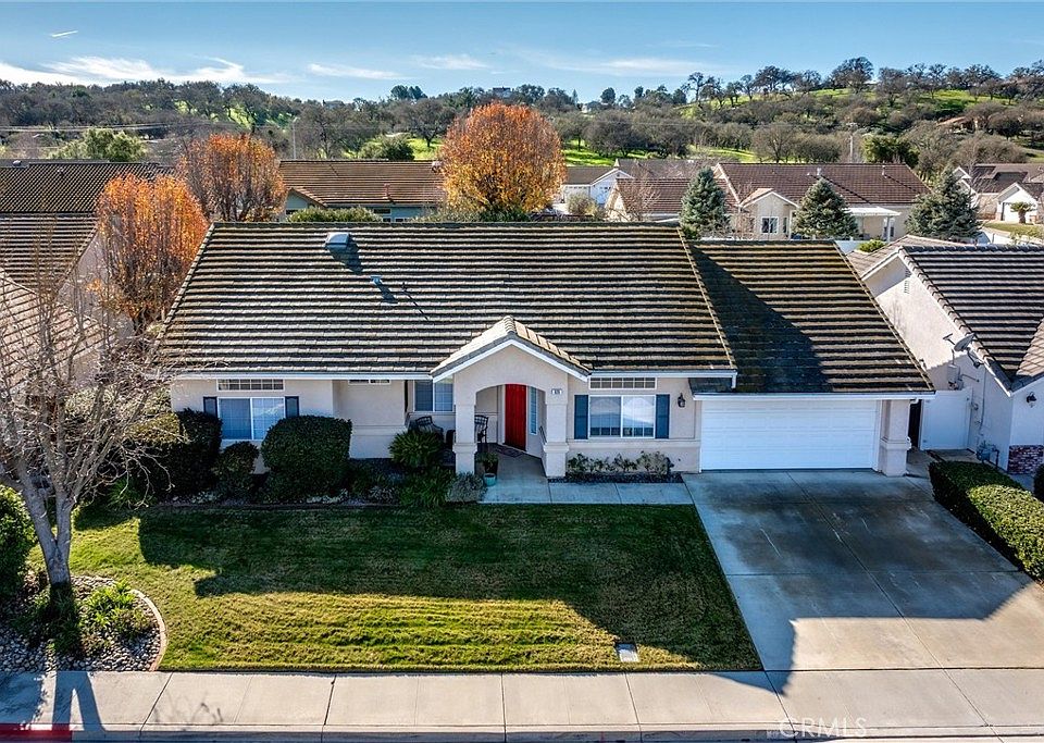 1st image of 829 Saint Andrews Cir