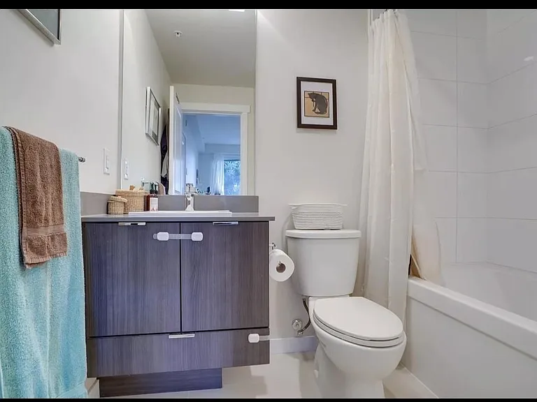9877 University Cres #103 — Photo 12