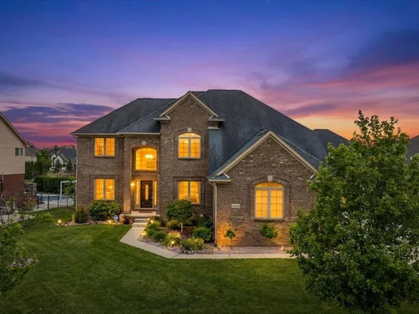 16348 Via Montella, Macomb, MI 48042