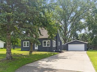 2510 131st Ave NW, Coon Rapids, MN 55448