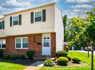 7434 Avon Dr, Mentor, OH 44060