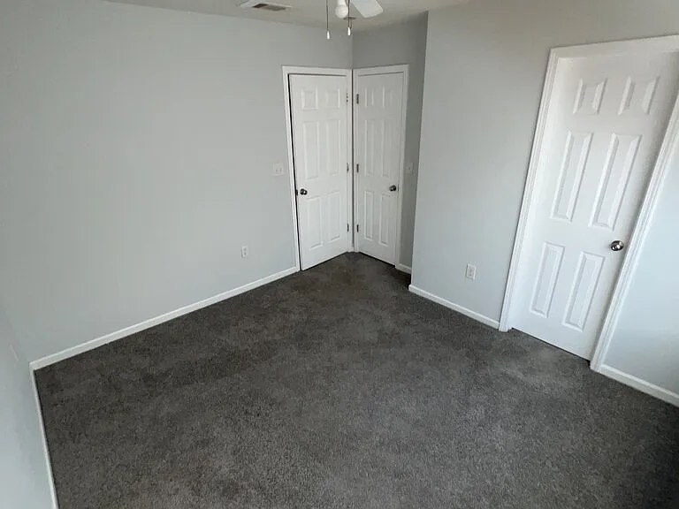 221A Campus Dr #4 — Photo 7
