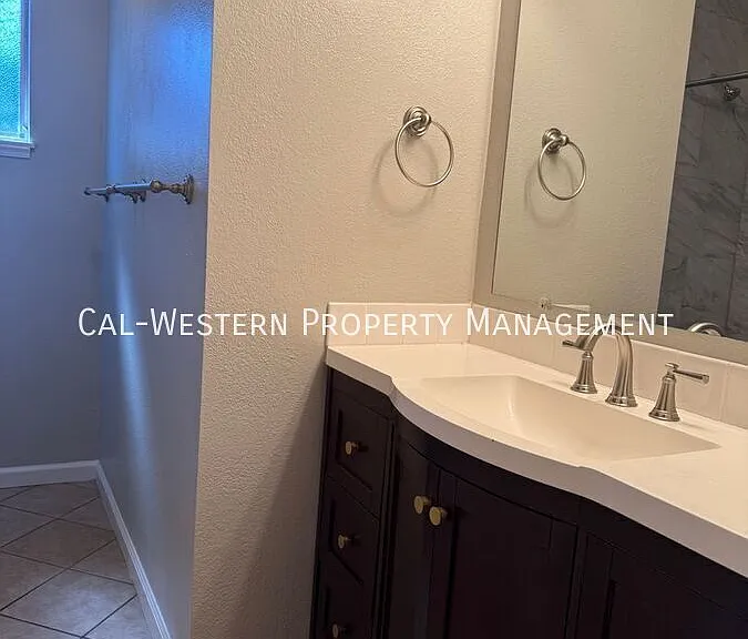 13270 Franklin Ave — Photo 11
