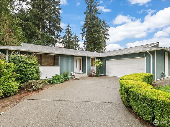 2nd image of 4719 61st Avenue W