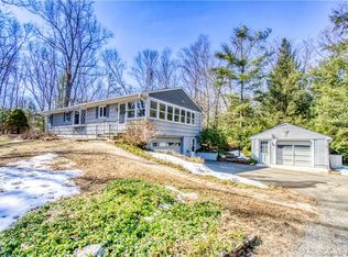 130 Walnut Tree Hill Rd, Sandy Hook, CT 06482