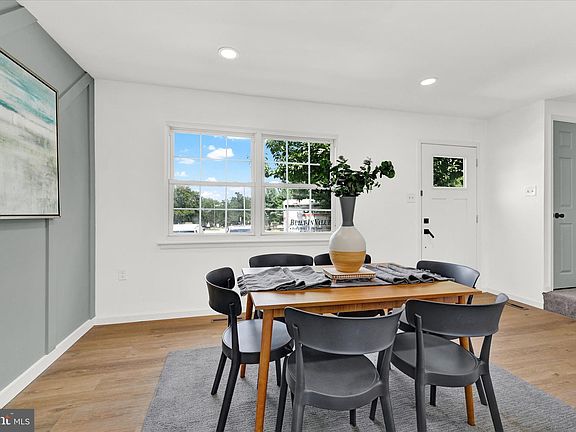 5th image of 536 Valleywood Rd