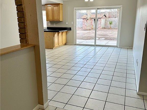 2nd image of 1661 Papaya Ct