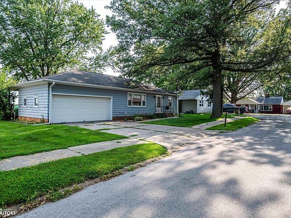 2nd image of 1511 Linda Ln