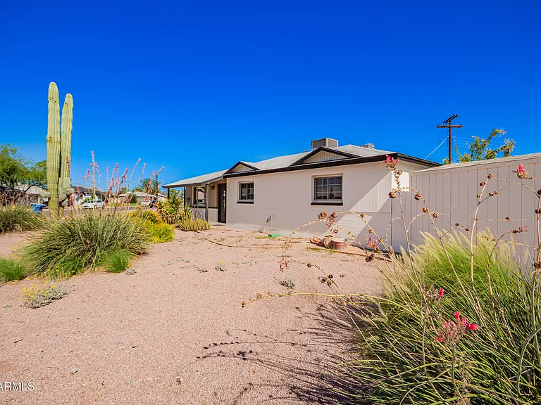 1721 S Shafer Dr — Photo 3
