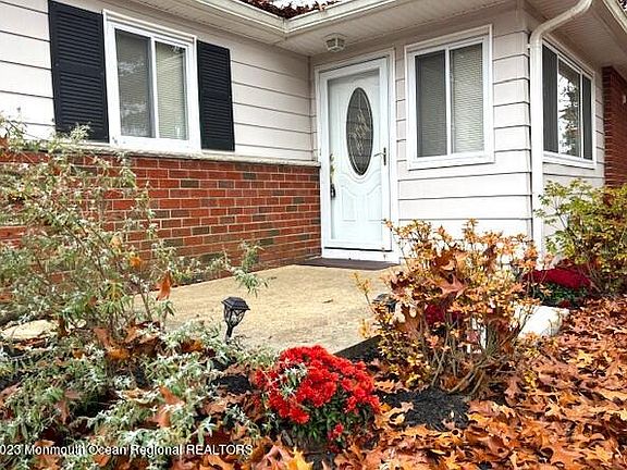 2nd image of 19 Pheasant Street #B