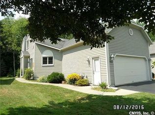 4022 Brixham Ct, Baldwinsville, NY 13027