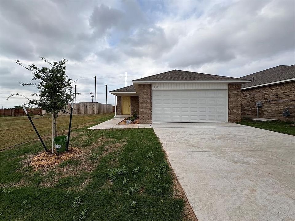 1st image of 2113 SE 89th Ter