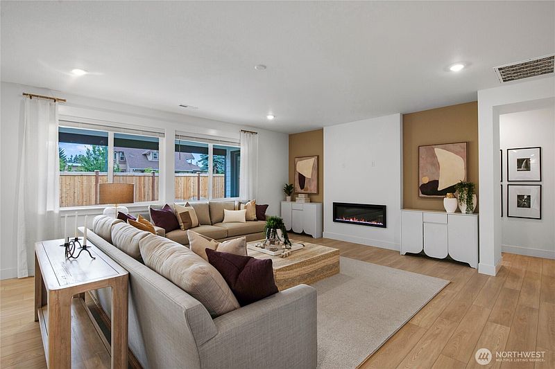 3rd image of 1145 Folgate Drive