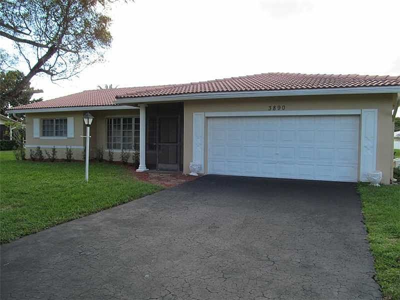 1st image of 3890 Coral Hills Dr
