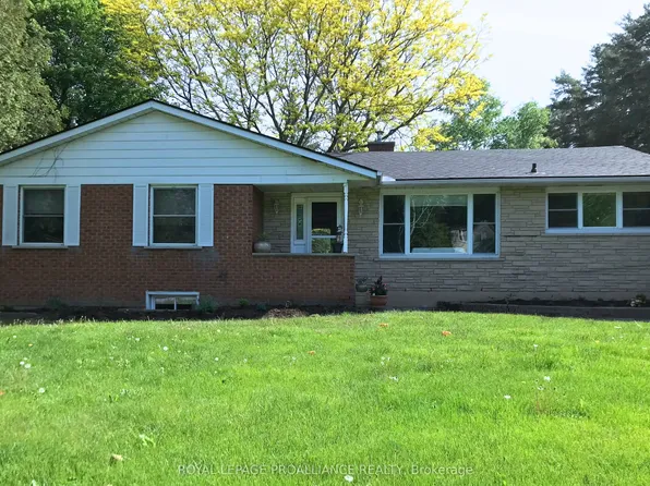 107 Fenwood Cres, Prince Edward County, ON K8N 4Z7