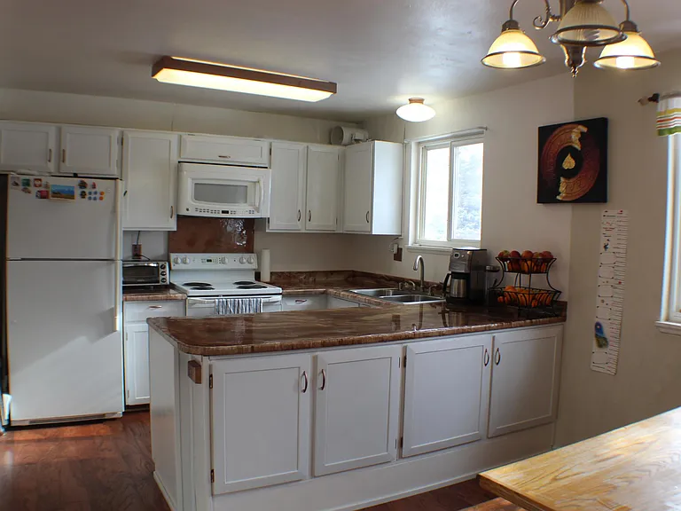 813 Winchester Dr — Photo 20