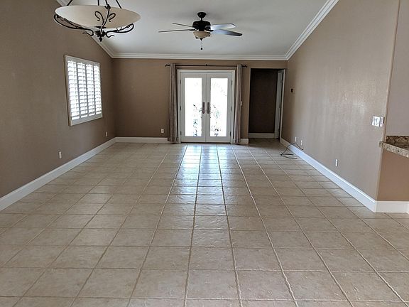 3rd image of 10188 Birch Bluff Ln