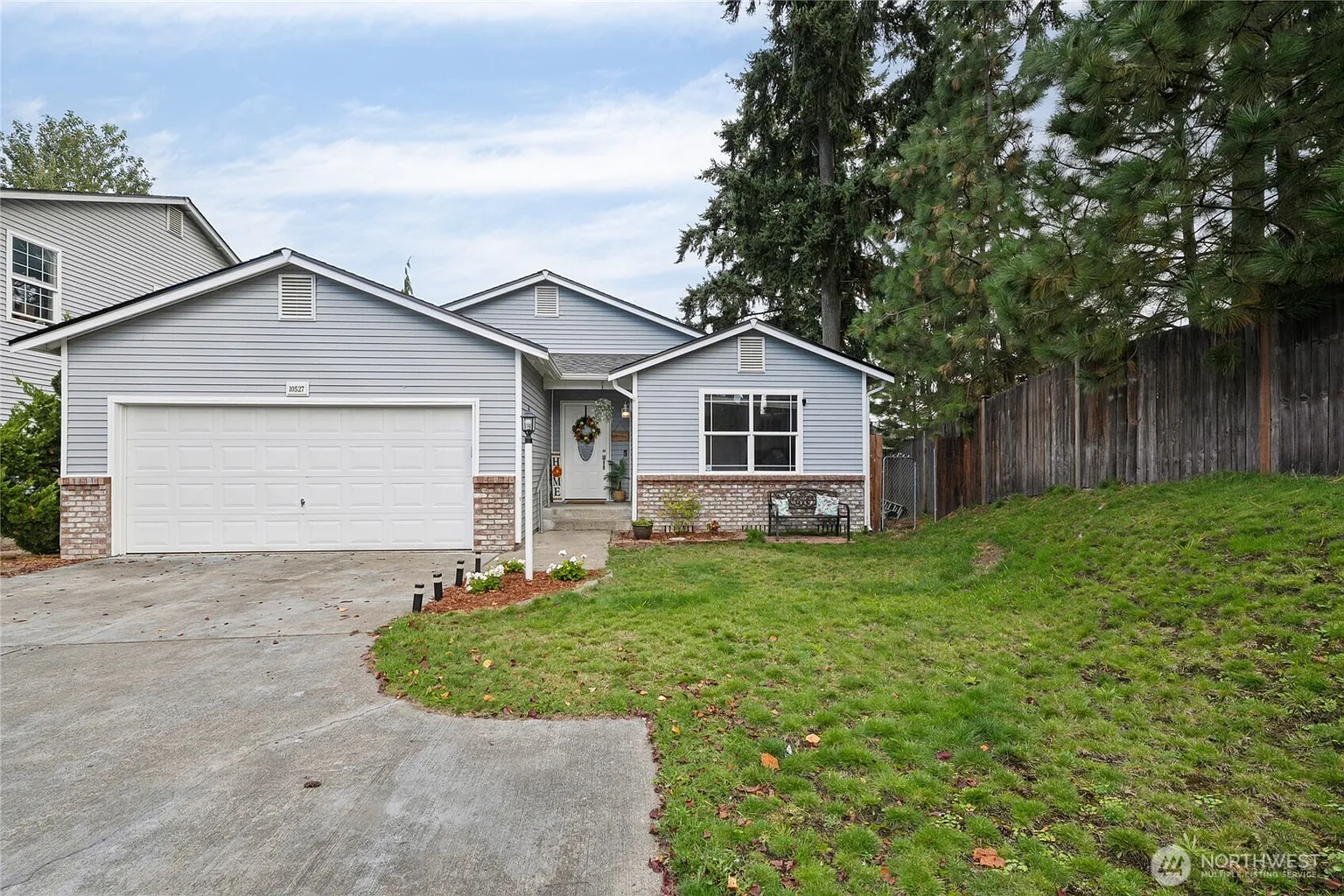 10527 192nd Street Ct E photo 1