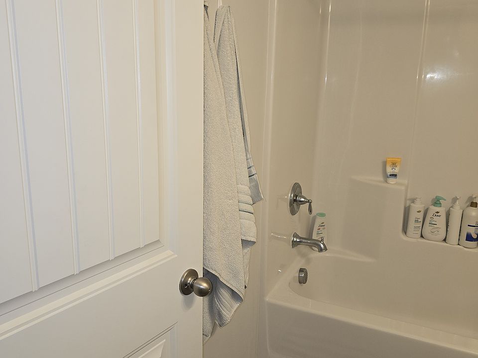 1st image of 150 Spyglass Ln