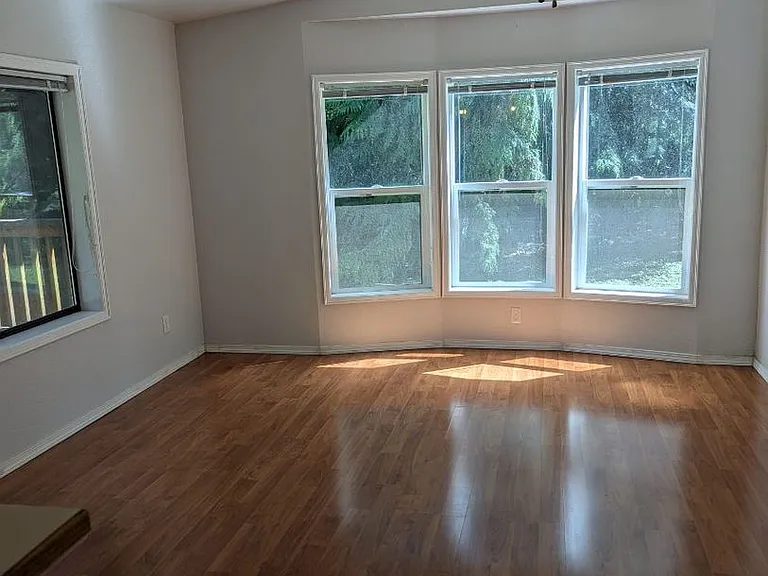 5809 Mero Rd — Photo 10