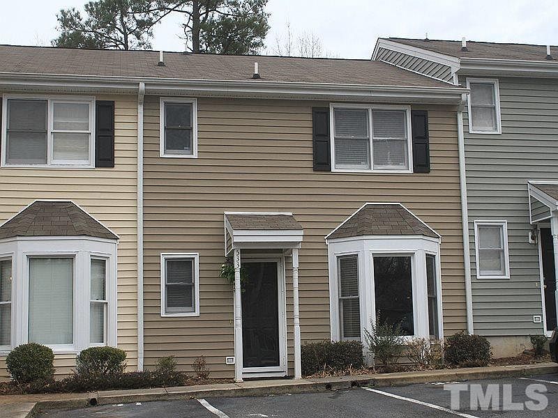 1st image of 533 Darby Glen Ln