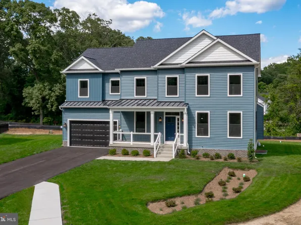 21 Stratford Dr, Severna Park, MD 21146