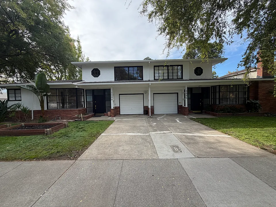 3096 Riverside Blvd #A