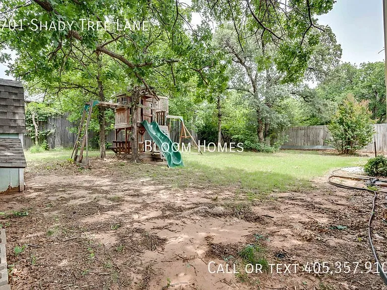 2701 Shady Tree Ln — Photo 32