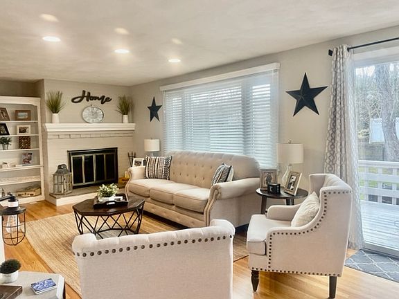 5th image of 31 Brookview Dr W
