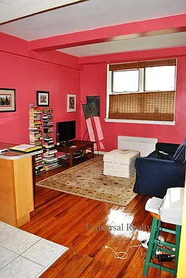 Sold by Universal Realty Group | media 16