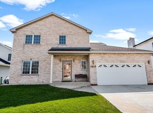 1612 Percy Ln, Itasca, IL 60143