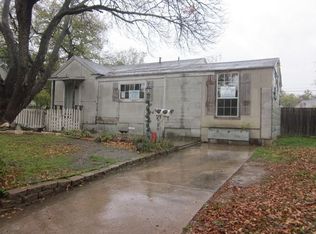 4417 Surrey St, Fort Worth, TX 76133