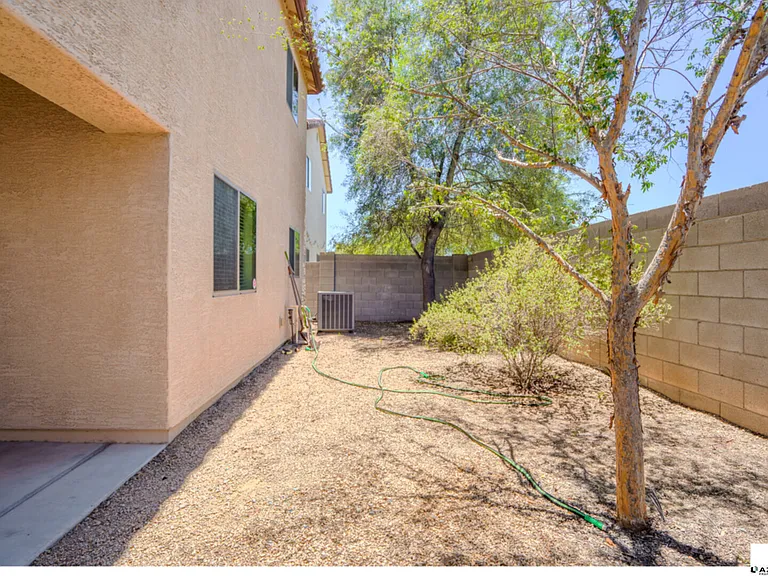 10225 W Camelback Rd #28 — Photo 25