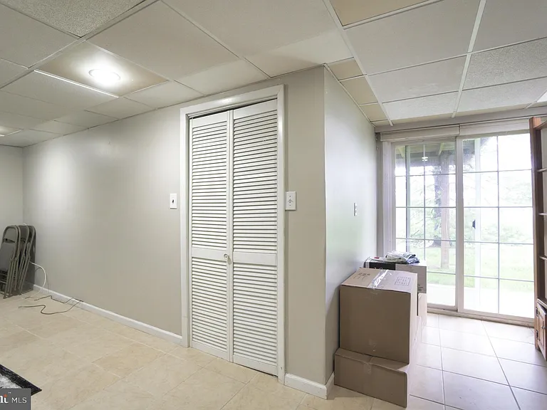 2041 Greenes Way Cir — Photo 22