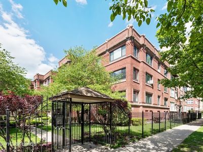 908 W Sunnyside Ave #3C, Chicago, IL, 60640