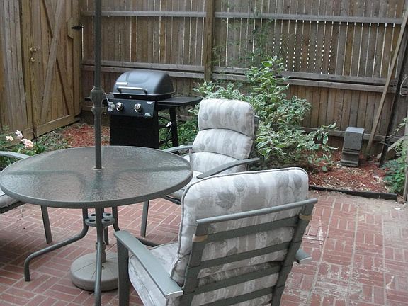 Rear courtyard
