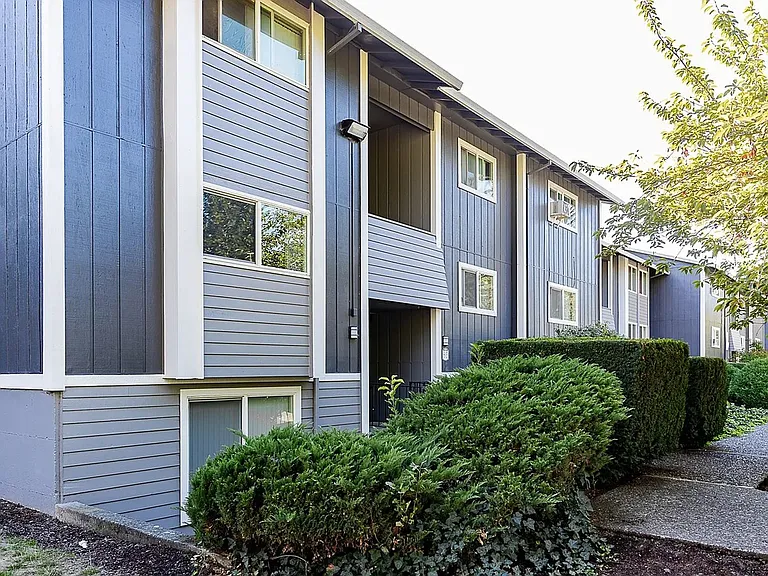 Countrywood Apartments — Photo 37