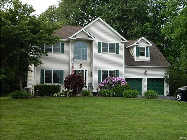 1st image of 21 Foxwood Dr