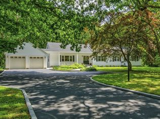 1101 Westminster Ave, Dix Hills, NY 11746