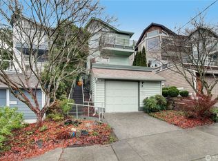1432 32nd Ave, Seattle, WA 98122