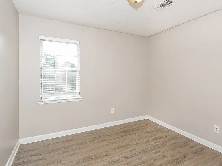 49 Melleray Ct — Photo 13
