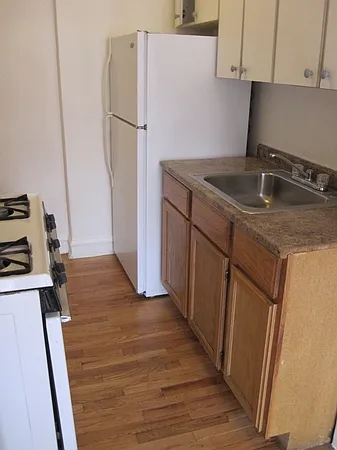 1 bed, 1.0 bath, $1,400 — Photo 4