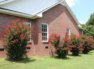 305 Brigg Dr, Clarksville, TN 37043