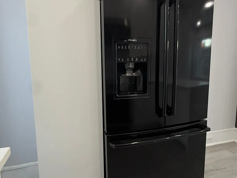 233 Clymer St #2 — Photo 6