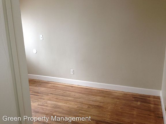 3rd image of 30 Gold Ave SW APT 03
