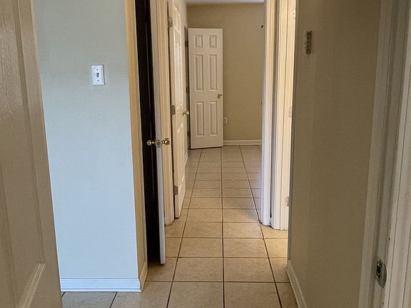 3rd image of 675 Wooddale Blvd APT 119