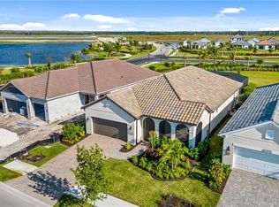 3952 Pegasus Way, Naples, FL 34120