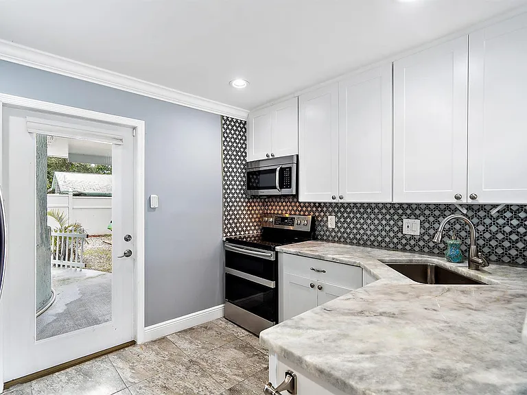 1779 Len Dr — Photo 21